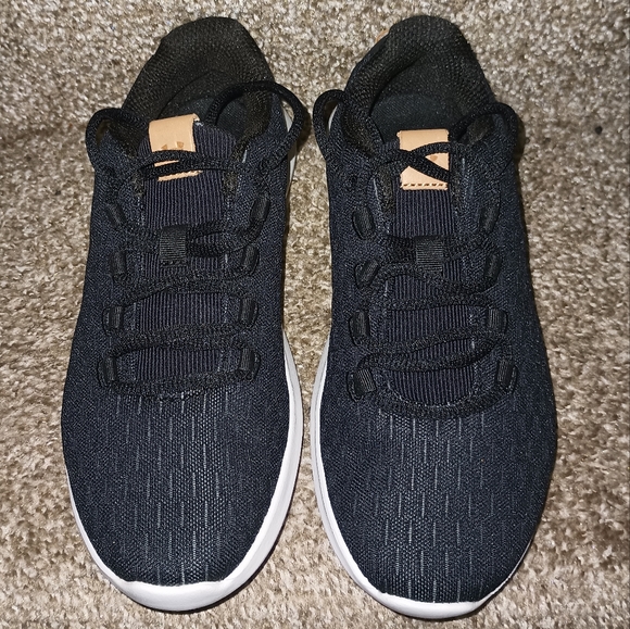 Brand New Kids Under Armour Shoes - Picture 3 of 6